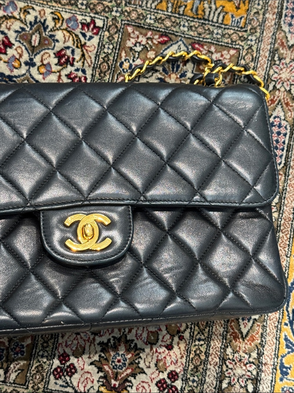 Authentic Vintage CHANEL Black 2 Sided Quilted Shoulder Bag with Gold Chain - Picture 17 of 17